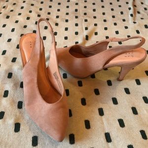 Nude slingbacks